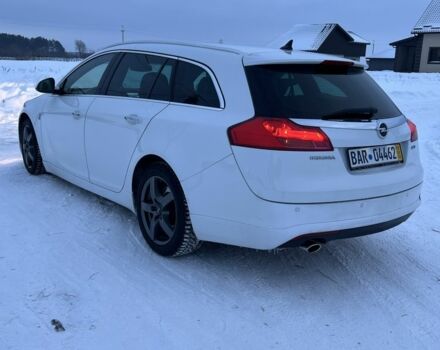 Белый Опель Инсигния, объемом двигателя 2 л и пробегом 326 тыс. км за 7600 $, фото 6 на Automoto.ua