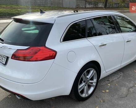 Белый Опель Инсигния, объемом двигателя 1.96 л и пробегом 274 тыс. км за 10200 $, фото 2 на Automoto.ua