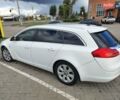 Белый Опель Инсигния, объемом двигателя 1.96 л и пробегом 300 тыс. км за 7000 $, фото 3 на Automoto.ua