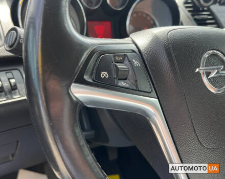 Белый Опель Инсигния, объемом двигателя 2 л и пробегом 213 тыс. км за 9900 $, фото 14 на Automoto.ua