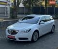 Белый Опель Инсигния, объемом двигателя 2 л и пробегом 130 тыс. км за 9300 $, фото 35 на Automoto.ua