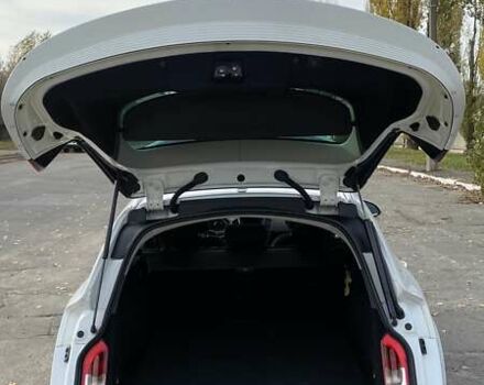 Белый Опель Инсигния, объемом двигателя 1.96 л и пробегом 274 тыс. км за 10200 $, фото 36 на Automoto.ua