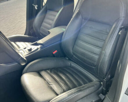 Білий Опель Інсігнія, об'ємом двигуна 1.96 л та пробігом 141 тис. км за 9800 $, фото 25 на Automoto.ua