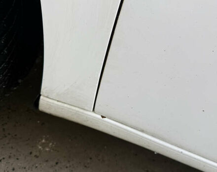 Белый Опель Инсигния, объемом двигателя 1.96 л и пробегом 345 тыс. км за 7500 $, фото 11 на Automoto.ua