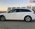 Белый Опель Инсигния, объемом двигателя 2 л и пробегом 330 тыс. км за 7100 $, фото 5 на Automoto.ua