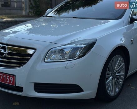 Белый Опель Инсигния, объемом двигателя 2 л и пробегом 130 тыс. км за 9300 $, фото 34 на Automoto.ua