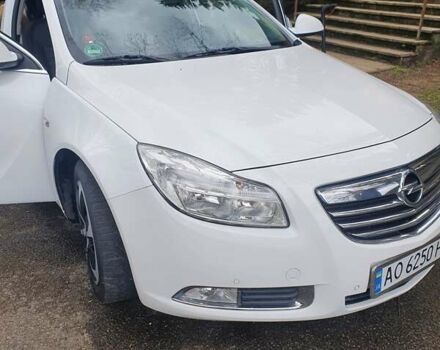 Опель Інсігнія 2012 у Мукачеве на Automoto.ua Білий Опель Інсігнія, об'ємом двигуна 2 л та пробігом 217 тис. км за 9400 $, фото 24 на Automoto.ua