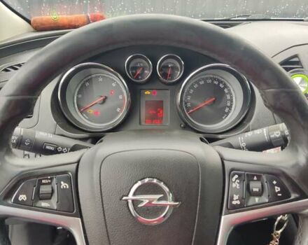 Белый Опель Инсигния, объемом двигателя 1.96 л и пробегом 324 тыс. км за 6600 $, фото 19 на Automoto.ua