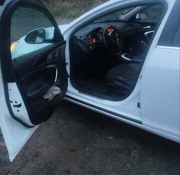 Білий Опель Інсігнія, об'ємом двигуна 1.96 л та пробігом 318 тис. км за 7000 $, фото 8 на Automoto.ua