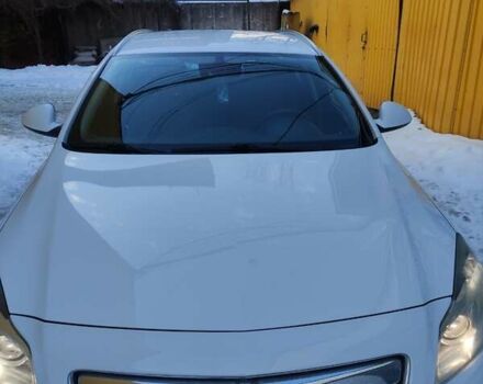 Белый Опель Инсигния, объемом двигателя 1.96 л и пробегом 302 тыс. км за 9500 $, фото 3 на Automoto.ua