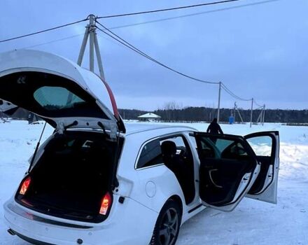 Белый Опель Инсигния, объемом двигателя 1.96 л и пробегом 326 тыс. км за 7600 $, фото 3 на Automoto.ua