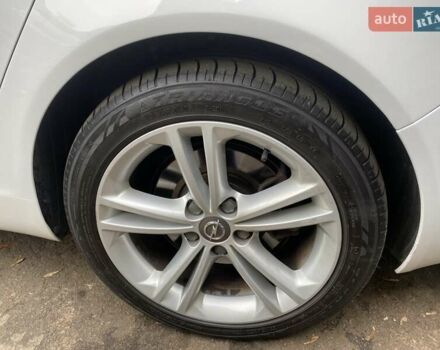 Белый Опель Инсигния, объемом двигателя 1.96 л и пробегом 274 тыс. км за 10200 $, фото 39 на Automoto.ua