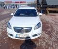Білий Опель Інсігнія, об'ємом двигуна 0 л та пробігом 328 тис. км за 8100 $, фото 1 на Automoto.ua