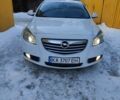 Белый Опель Инсигния, объемом двигателя 1.96 л и пробегом 302 тыс. км за 9500 $, фото 1 на Automoto.ua
