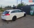 Белый Опель Инсигния, объемом двигателя 1.96 л и пробегом 265 тыс. км за 6700 $, фото 2 на Automoto.ua