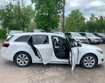 Белый Опель Инсигния, объемом двигателя 2 л и пробегом 241 тыс. км за 10290 $, фото 15 на Automoto.ua