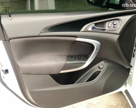 Белый Опель Инсигния, объемом двигателя 2 л и пробегом 241 тыс. км за 10290 $, фото 19 на Automoto.ua