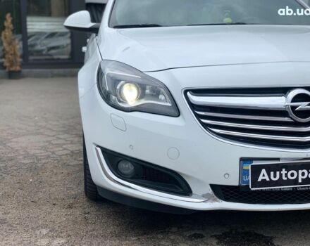 Белый Опель Инсигния, объемом двигателя 2 л и пробегом 241 тыс. км за 10290 $, фото 9 на Automoto.ua