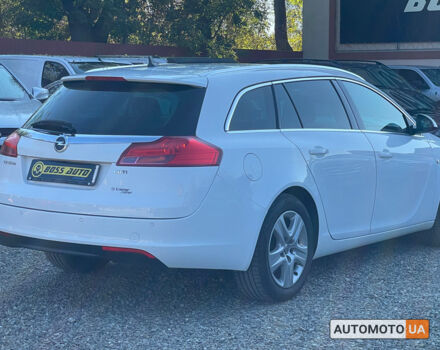 Белый Опель Инсигния, объемом двигателя 2 л и пробегом 292 тыс. км за 9400 $, фото 5 на Automoto.ua