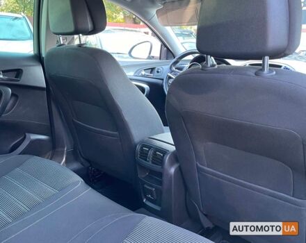 Белый Опель Инсигния, объемом двигателя 2 л и пробегом 292 тыс. км за 9400 $, фото 21 на Automoto.ua