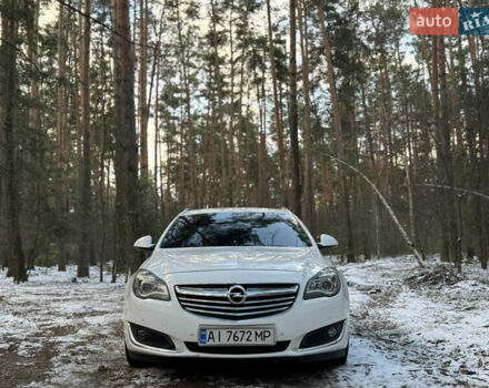 Белый Опель Инсигния, объемом двигателя 2 л и пробегом 317 тыс. км за 8700 $, фото 7 на Automoto.ua