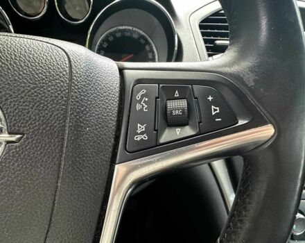 Белый Опель Инсигния, объемом двигателя 2 л и пробегом 211 тыс. км за 6890 $, фото 12 на Automoto.ua