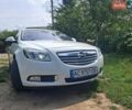 Белый Опель Инсигния, объемом двигателя 1.96 л и пробегом 179 тыс. км за 9000 $, фото 2 на Automoto.ua