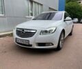 Белый Опель Инсигния, объемом двигателя 2 л и пробегом 288 тыс. км за 8500 $, фото 1 на Automoto.ua