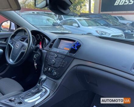 Белый Опель Инсигния, объемом двигателя 2 л и пробегом 292 тыс. км за 9400 $, фото 23 на Automoto.ua