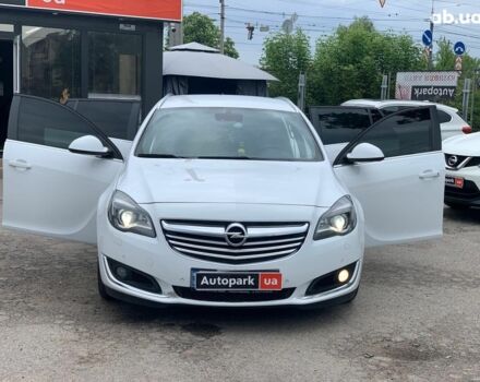 Белый Опель Инсигния, объемом двигателя 2 л и пробегом 241 тыс. км за 10290 $, фото 12 на Automoto.ua