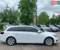 Белый Опель Инсигния, объемом двигателя 2 л и пробегом 241 тыс. км за 9290 $, фото 3 на Automoto.ua