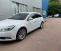 Белый Опель Инсигния, объемом двигателя 2 л и пробегом 288 тыс. км за 8500 $, фото 1 на Automoto.ua