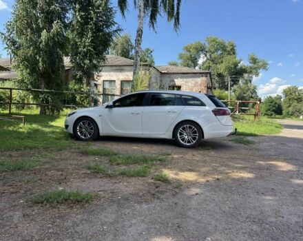 Білий Опель Інсігнія, об'ємом двигуна 2 л та пробігом 2 тис. км за 8300 $, фото 2 на Automoto.ua