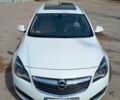 Белый Опель Инсигния, объемом двигателя 1.96 л и пробегом 252 тыс. км за 11000 $, фото 5 на Automoto.ua