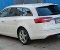 Белый Опель Инсигния, объемом двигателя 1.96 л и пробегом 277 тыс. км за 6770 $, фото 2 на Automoto.ua
