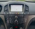Білий Опель Інсігнія, об'ємом двигуна 1.96 л та пробігом 265 тис. км за 10300 $, фото 11 на Automoto.ua