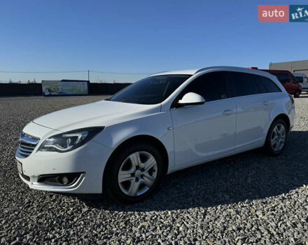 Білий Опель Інсігнія, об'ємом двигуна 1.96 л та пробігом 278 тис. км за 10000 $, фото 9 на Automoto.ua