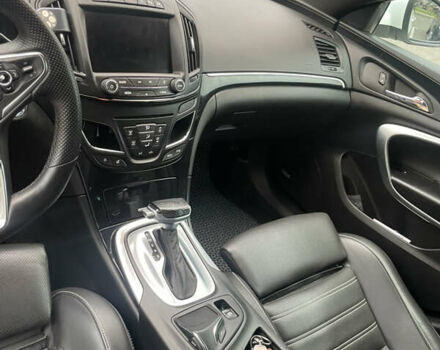 Білий Опель Інсігнія, об'ємом двигуна 2 л та пробігом 200 тис. км за 12500 $, фото 34 на Automoto.ua