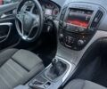 Белый Опель Инсигния, объемом двигателя 2 л и пробегом 288 тыс. км за 8800 $, фото 5 на Automoto.ua