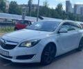 Белый Опель Инсигния, объемом двигателя 2 л и пробегом 297 тыс. км за 10700 $, фото 1 на Automoto.ua