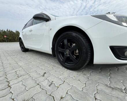 Опель Инсигния 2014 в Дрогобыче на Automoto.ua Белый Опель Инсигния, объемом двигателя 2 л и пробегом 187 тыс. км за 10500 $, фото 1 на Automoto.ua