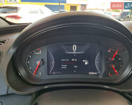 Белый Опель Инсигния, объемом двигателя 1.96 л и пробегом 204 тыс. км за 9700 $, фото 18 на Automoto.ua