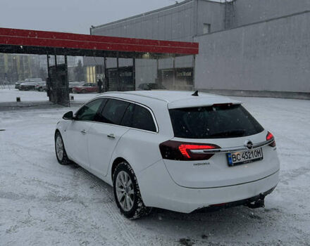 Белый Опель Инсигния, объемом двигателя 1.96 л и пробегом 192 тыс. км за 8999 $, фото 5 на Automoto.ua