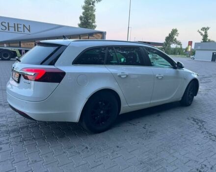 Білий Опель Інсігнія, об'ємом двигуна 2 л та пробігом 308 тис. км за 8500 $, фото 3 на Automoto.ua