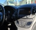 Белый Опель Инсигния, объемом двигателя 2 л и пробегом 280 тыс. км за 10100 $, фото 18 на Automoto.ua