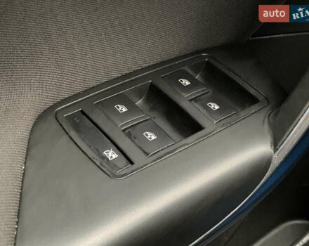 Белый Опель Инсигния, объемом двигателя 2 л и пробегом 179 тыс. км за 9399 $, фото 40 на Automoto.ua