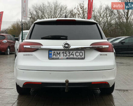 Белый Опель Инсигния, объемом двигателя 2 л и пробегом 179 тыс. км за 9399 $, фото 15 на Automoto.ua