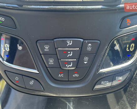 Білий Опель Інсігнія, об'ємом двигуна 2 л та пробігом 334 тис. км за 9150 $, фото 18 на Automoto.ua