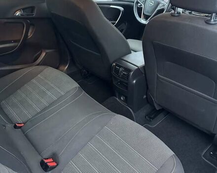 Белый Опель Инсигния, объемом двигателя 2 л и пробегом 288 тыс. км за 8800 $, фото 15 на Automoto.ua