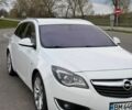 Белый Опель Инсигния, объемом двигателя 1.96 л и пробегом 248 тыс. км за 9200 $, фото 3 на Automoto.ua